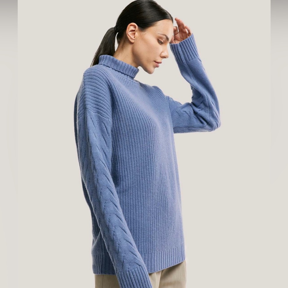 Oversized cashmere sweater from Gentle Herd